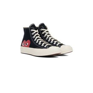 COMME DES GARÇONS PLAY